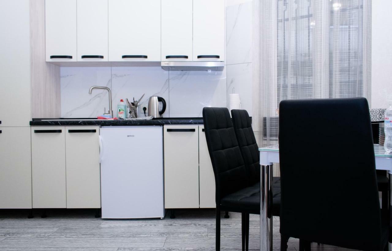 Apartment Barvy Lvova On Kostyushka St Kültér fotó