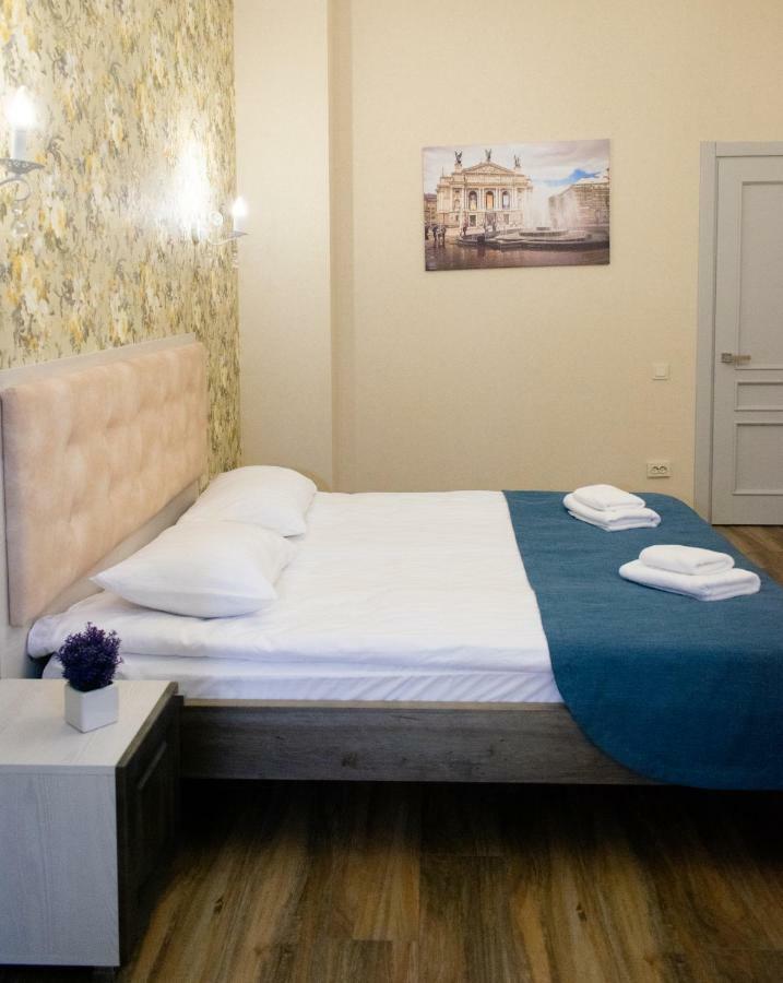 Mini Hotel Barvy Lvova On Kostyushka St. Kültér fotó